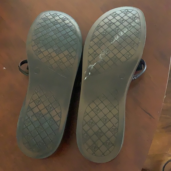 Donald j. Pilner Fifi 8.5 Bronze - Picture 2 of 3